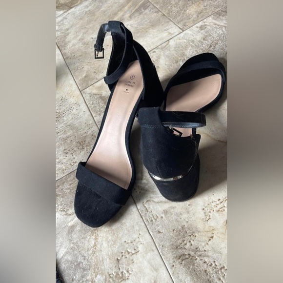 Women's sandals size 8.5 - Picture 1 of 1